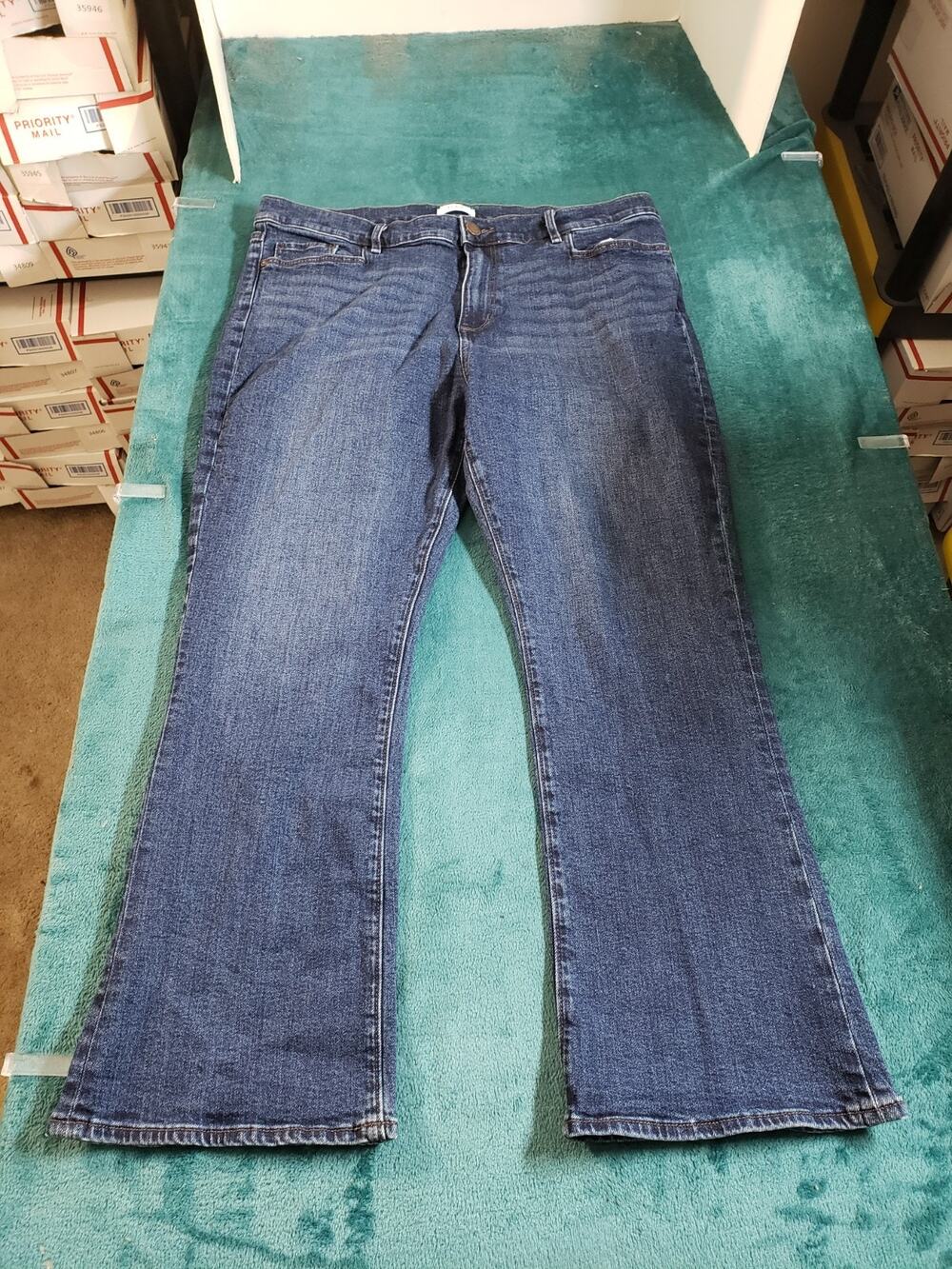 Loft Jeans Size 14 Womens Blue Denim Stretch Pants Fray Hem Wide Flared Crop